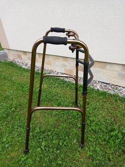 Chodítko krokovací - skládací - 6