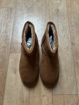 UGG BOTY - 6