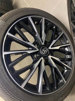 ORIGINAL ALU KOLA TOYOTA YARIS CROSS 215/50/18 - 6