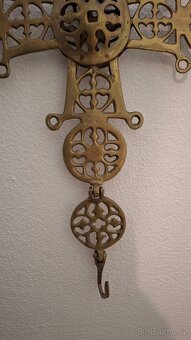 vintage byzantský bronzový křížový závěsný svícen - 6