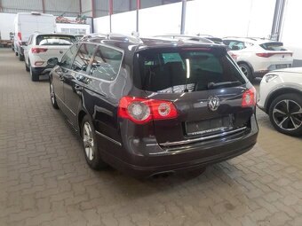 VW Passat kombi 2.0tdi 125kw R-LINE 2009 - 6