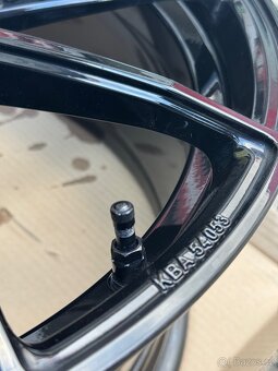 Lehká ALU kola Tomason TN27 Superlight 5x112 - 6
