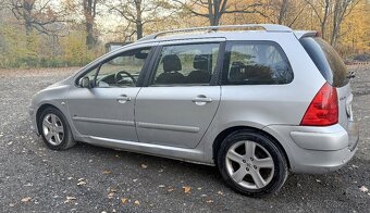 Peugeot 307 SW 5-7 míst 2.0 HDI 100 kw po velkém servise - 6