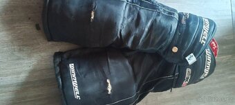 Hokejová výstroj - 6