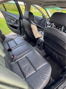 BMW 550i (E60) – V8, manuál, M-Paket - 6