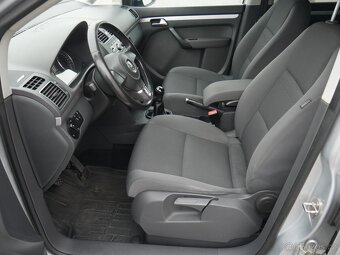 Volkswagen Touran 1.6TDi , 77 kW nafta, 2010 - 6