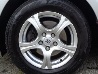 Ford Focus 1,6 16V kombi dovoz.STK,novývýfuk,parksenzory - 6