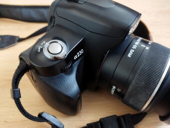 SONY ALPHA DSLR-A230 - 6
