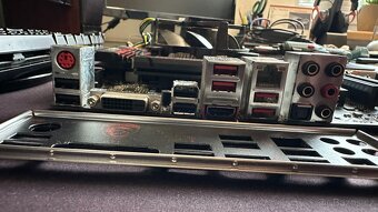 MSI B150 GAMING M3 + i5-6400 (4C/4T) - 6