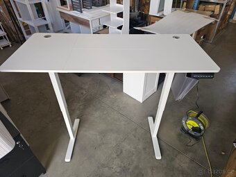 Nový elektrický výškově nastavitelný PC stůl s pamětí výšky - 6