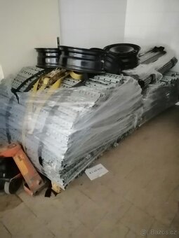 Profesionalni regaly na pneu, uskladnena kola - 6