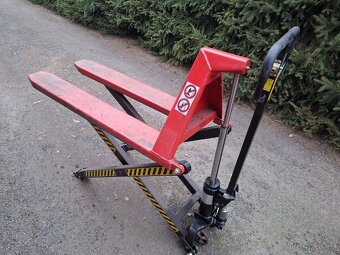 Nůžkový paletový vozík - 6