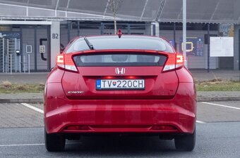 Honda Civic 73kW (2012) - 6