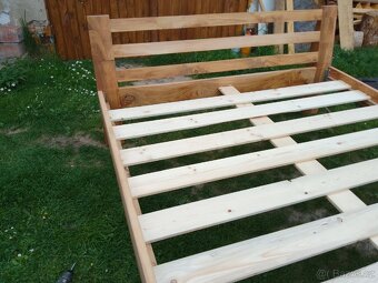 Dřevěná manželská postel jasan masiv - 6