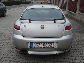 Alfa Romeo GT 1.9 JTD - 6