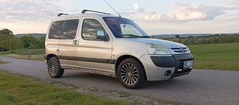 Peugeot Partner 2.0 HDI tažné střešní nosič - 6