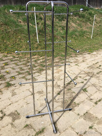 Štendr 12-ramenný chromový - zařízení prodejny - 6