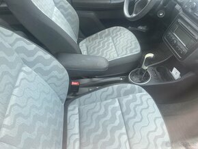 Škoda fabia 2 prodám zadní světla - 6