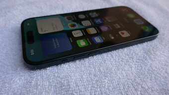 Apple iPhone 15 256GB Black - 6