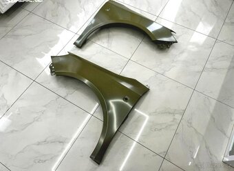 PŘEDNÍ BLATNÍKY ŠKODA FABIA 2 -  ROOMSTER / ZASÍLÁME - 6