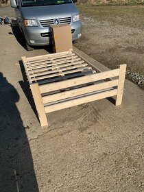 drevena postel 120x200 borovice S rostem Nova - 6