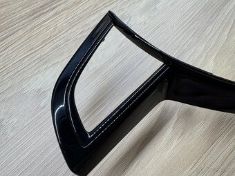 Plaketa + Rámeček volantu PIANO BLACK 5E0419685A, 5E0419685G - 6