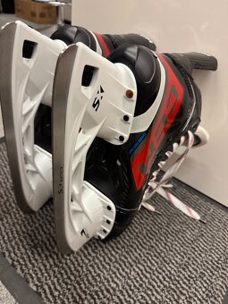 BRUSLE CCM JETSPEED FT 680 , vel. 45/9,5 R - 6