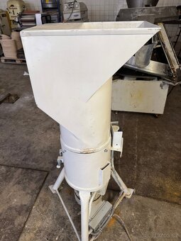 MLÝNEK NA STROUHANKU - 6