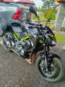 Kawasaki Z900 - 6