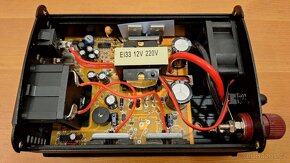 Měnič 12V - 230V / 300W (špičkově 600W) obdelníkový průběh - 6