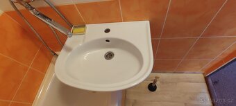 Vana, zástěna, umyvadlo - 6