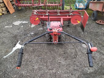 Motorový obraceč píce OP-1.2 Vari Honda 5.5, záběr 150 cm - 6