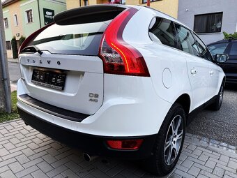 VOLVO XC60 2.4D4 AWD BIXENON,KŮŽE,PANORAMA,KAMERA, - 6