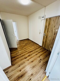 (100) Pronájem, byt 2+1, 54 m, J.A.Komens. 463, Klášterec/O. - 6