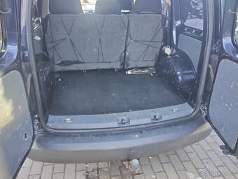 Volkswagen Caddy 1.6 TDI 75kw tažné zařízení - 6