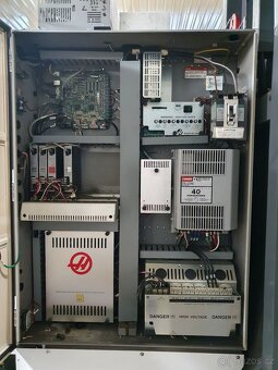 Haas VF 4 / obráběcí centrum vertikální - 6