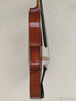 Housle - 6
