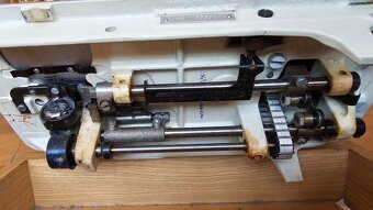 Šicí stroj Veritas model 8014/29 klikaté šití s programování - 6
