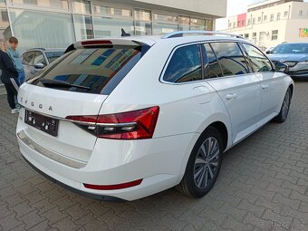 Škoda Superb 3 Combi Style 2.0TDI 110kW DSG Matrix Virtual - 6