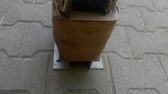 Transformátor ZSE Praha 220-500V/25-220V s více vinutími - 6