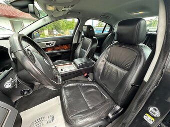Jaguar XF 3.0 v6 Top stav - 6