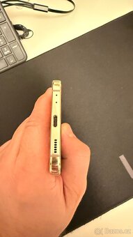 Samsung Galaxy Z Flip 4  128GB - 6