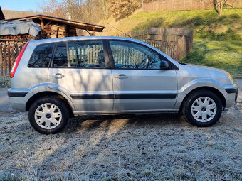 Ford fusion 1.4i - 6