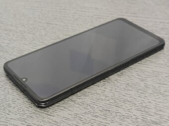 Samsung Galaxy A33 5G černý - 6