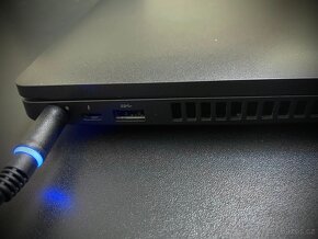 Dell Precision 3541 - 6