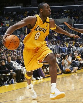 Nike Air Force 1 Retro x Kobe Bryant vel.44,5/28,5cm - 6