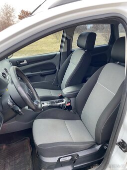 Ford Focus 1.6 - 6
