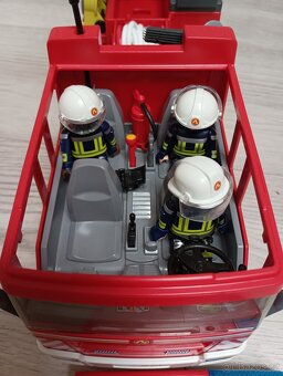 Hasičské auto Playmobil 9463 - 6