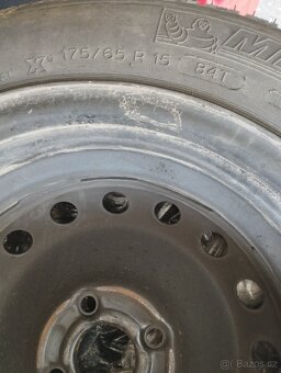 Pneu Michelin 175/65 R15 - 6