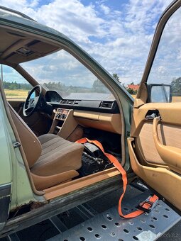 Mercedes W124 2.5D kombi - 6